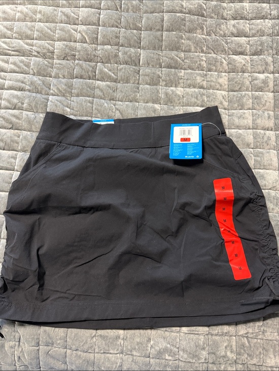 Columbia Dresses & Skirts - Columbia Black Athletic Skort with Red Size Tabs